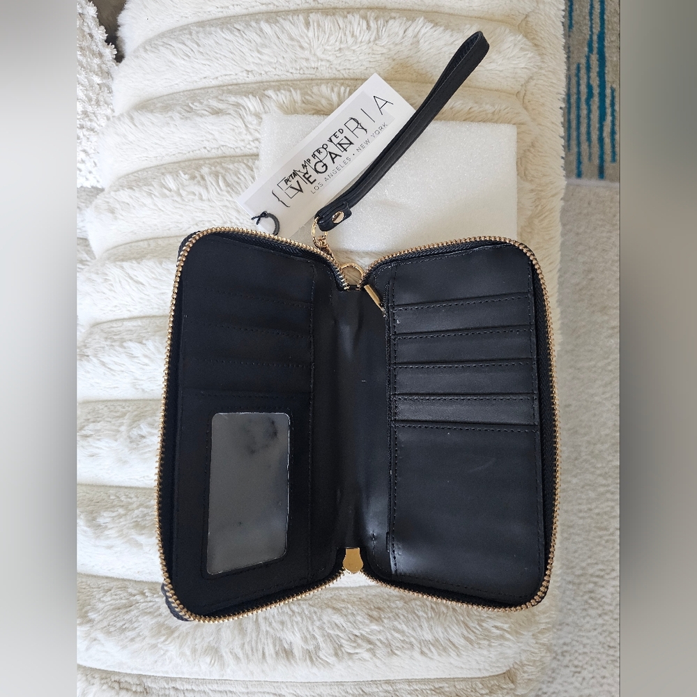 Black Wallet Wristlet/Crossbody with Gold Zipper 7x4 🦉
